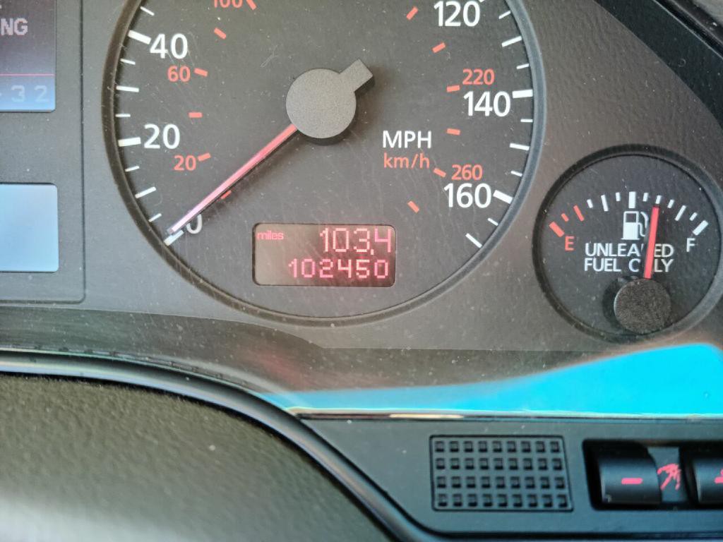 2000 Audi A8 Image 46