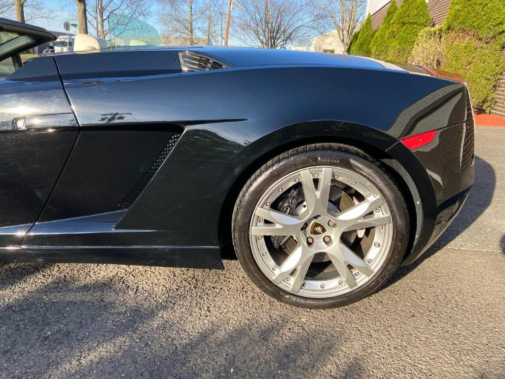 2008 Lamborghini Gallardo Image 10