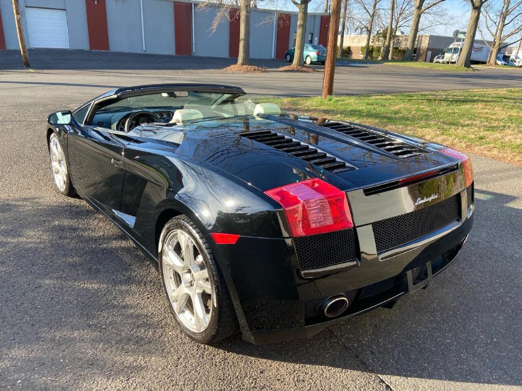 2008 Lamborghini Gallardo Image 12