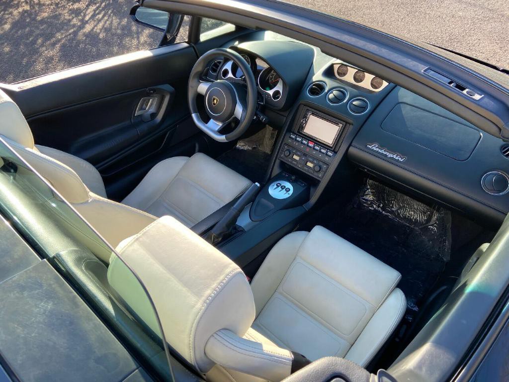 2008 Lamborghini Gallardo Image 23