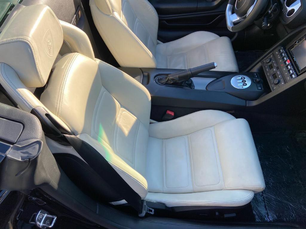 2008 Lamborghini Gallardo Image 25