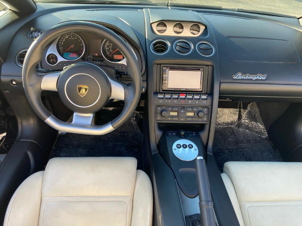 2008 Lamborghini Gallardo Image 31