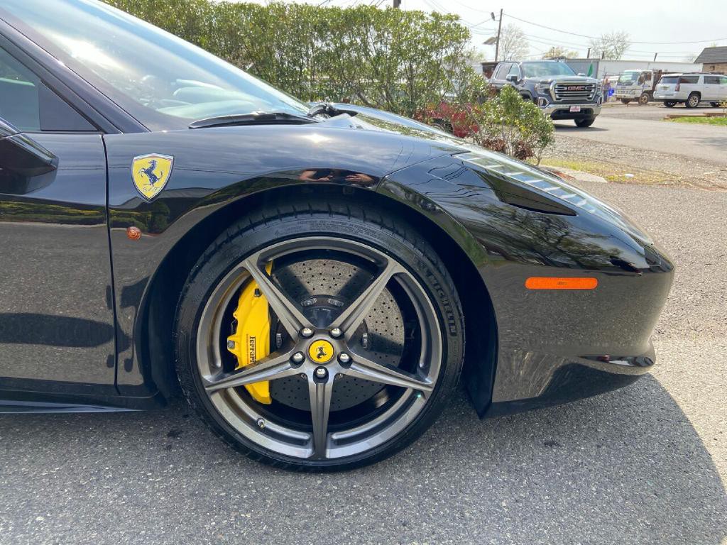 2011 Ferrari 458 ITALIA Image 8