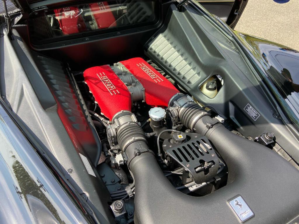 2011 Ferrari 458 ITALIA Image 13