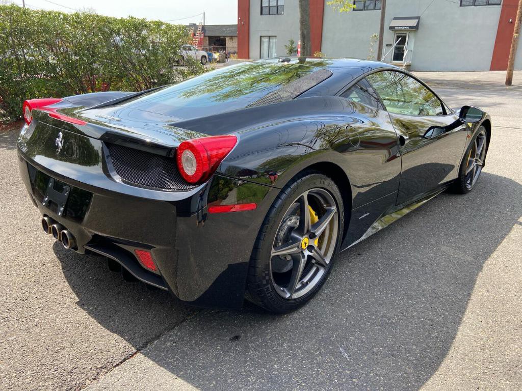 2011 Ferrari 458 ITALIA Image 30