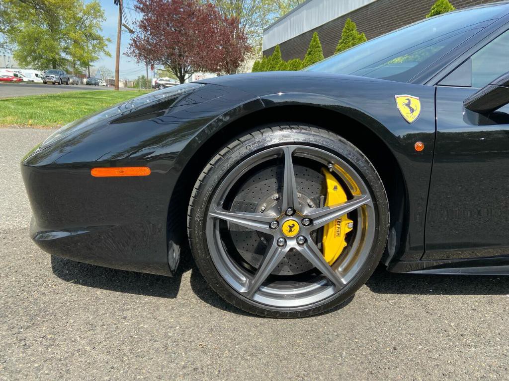 2011 Ferrari 458 ITALIA Image 40