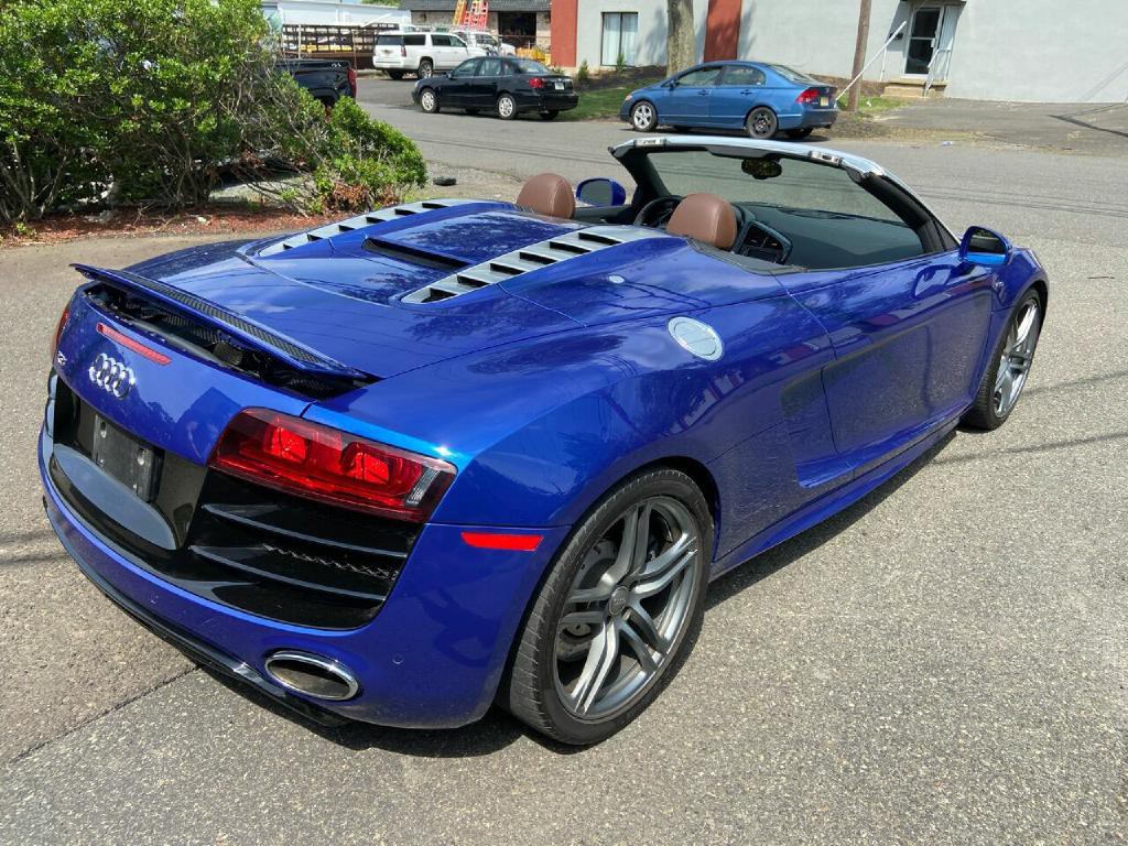 2012 Audi R8 Image 18