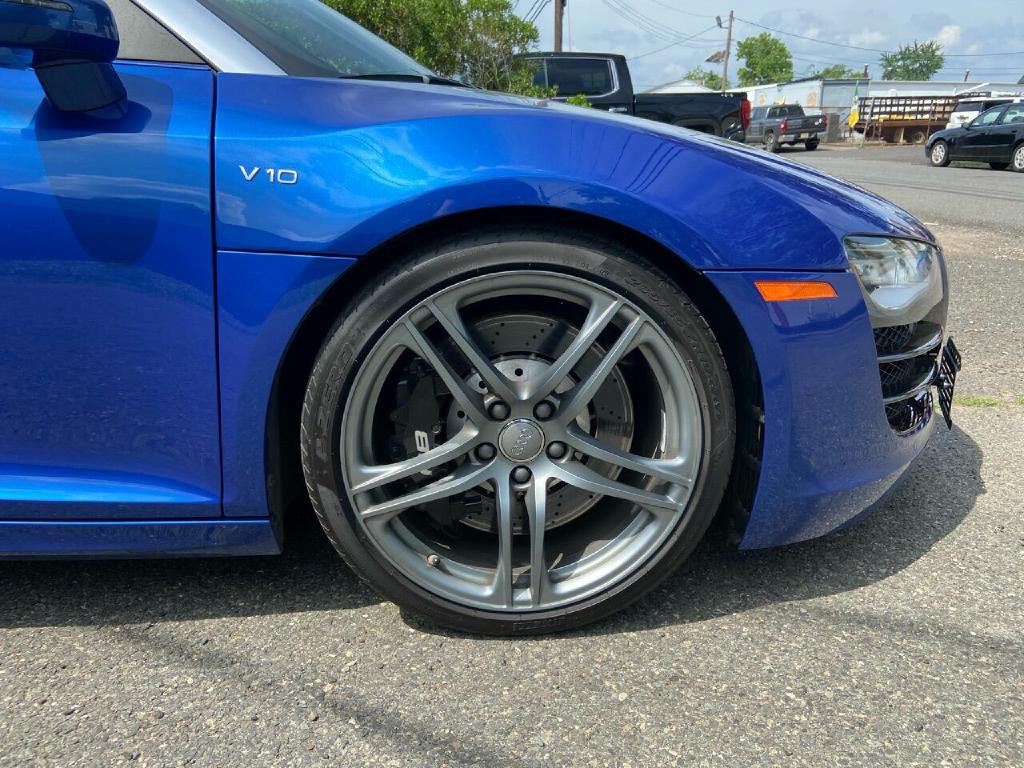 2012 Audi R8 Image 23