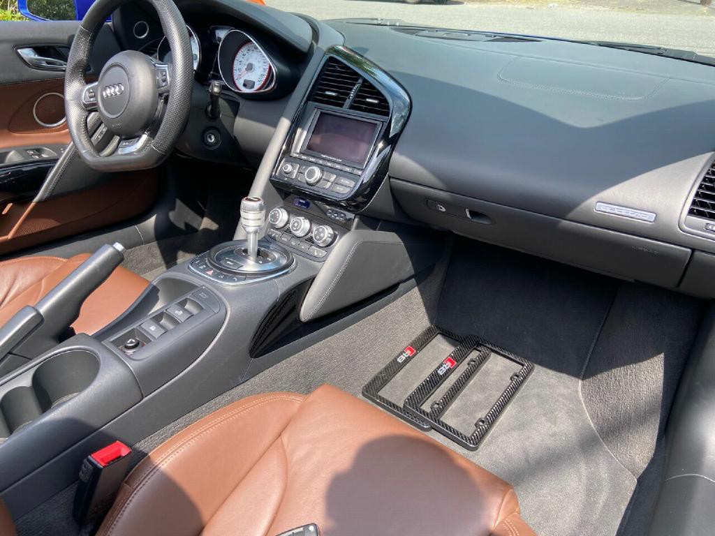 2012 Audi R8 Image 29