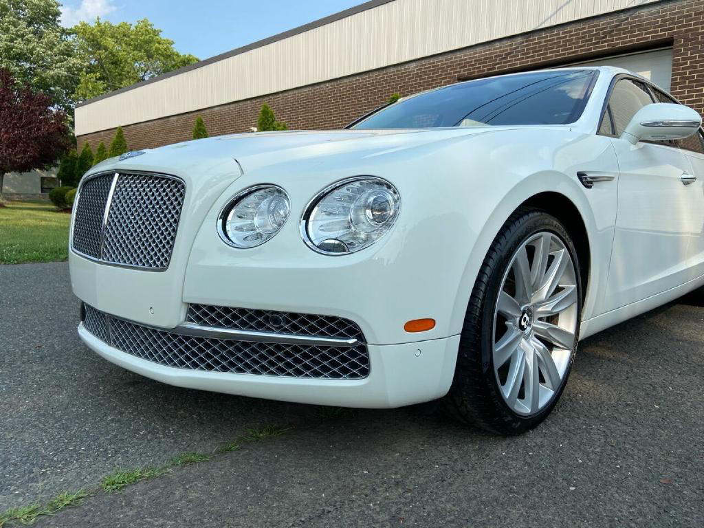2014 Bentley Flying Spur Image 9