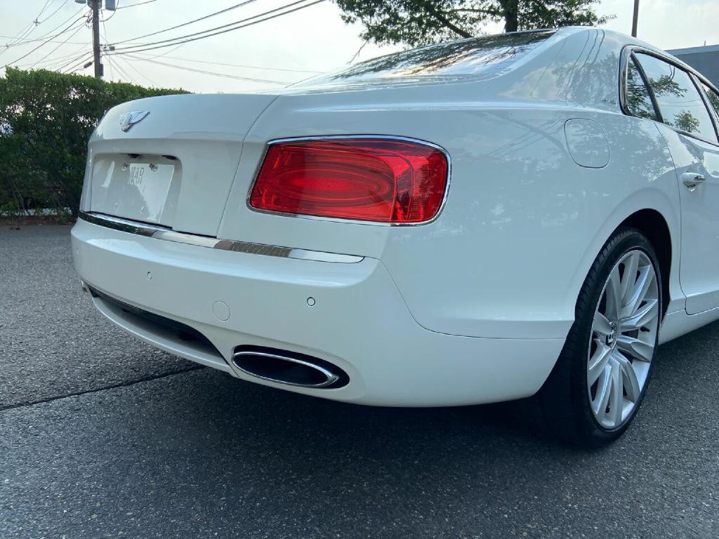 2014 Bentley Flying Spur Image 23