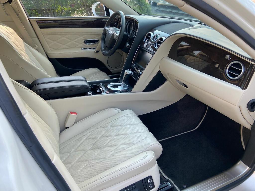 2014 Bentley Flying Spur Image 29