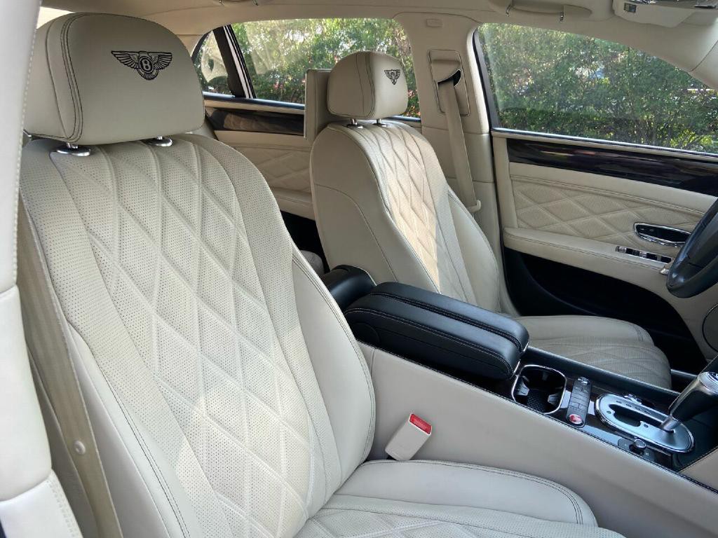 2014 Bentley Flying Spur Image 31