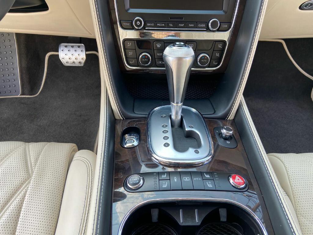 2014 Bentley Flying Spur Image 55