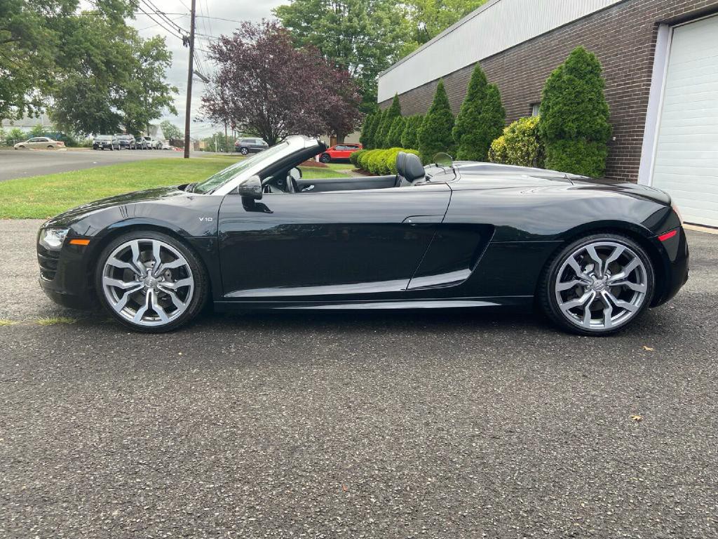 2011 Audi R8 Image 16