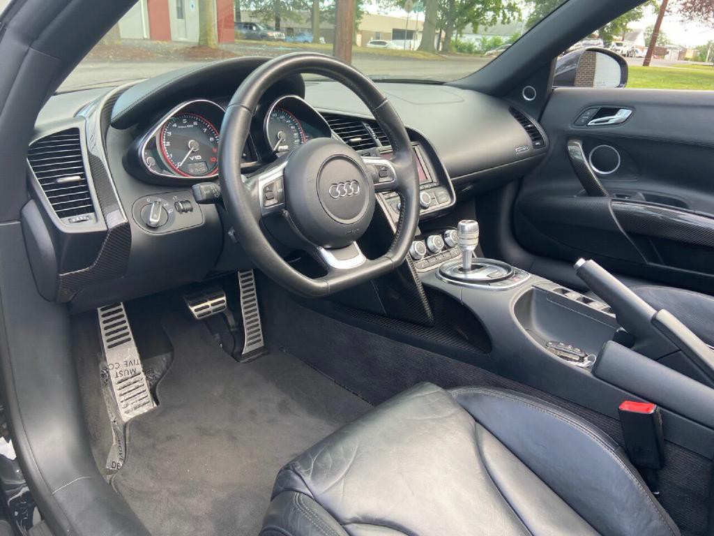 2011 Audi R8 Image 48