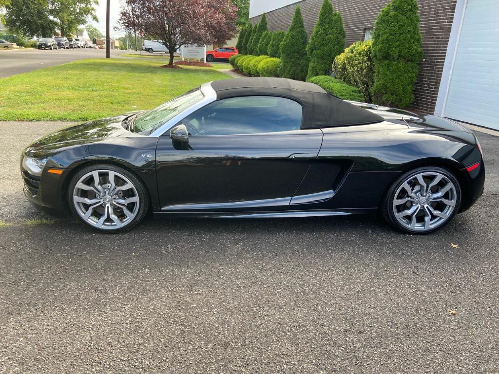 2011 Audi R8 Image 65