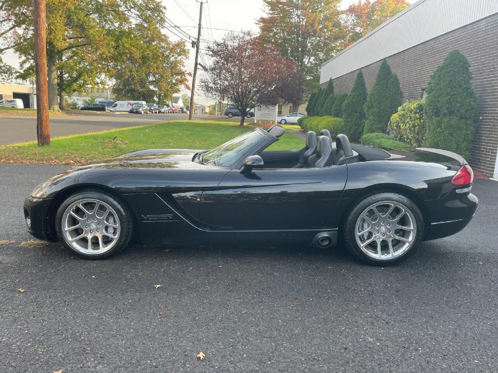 2003 Dodge Viper Image 9