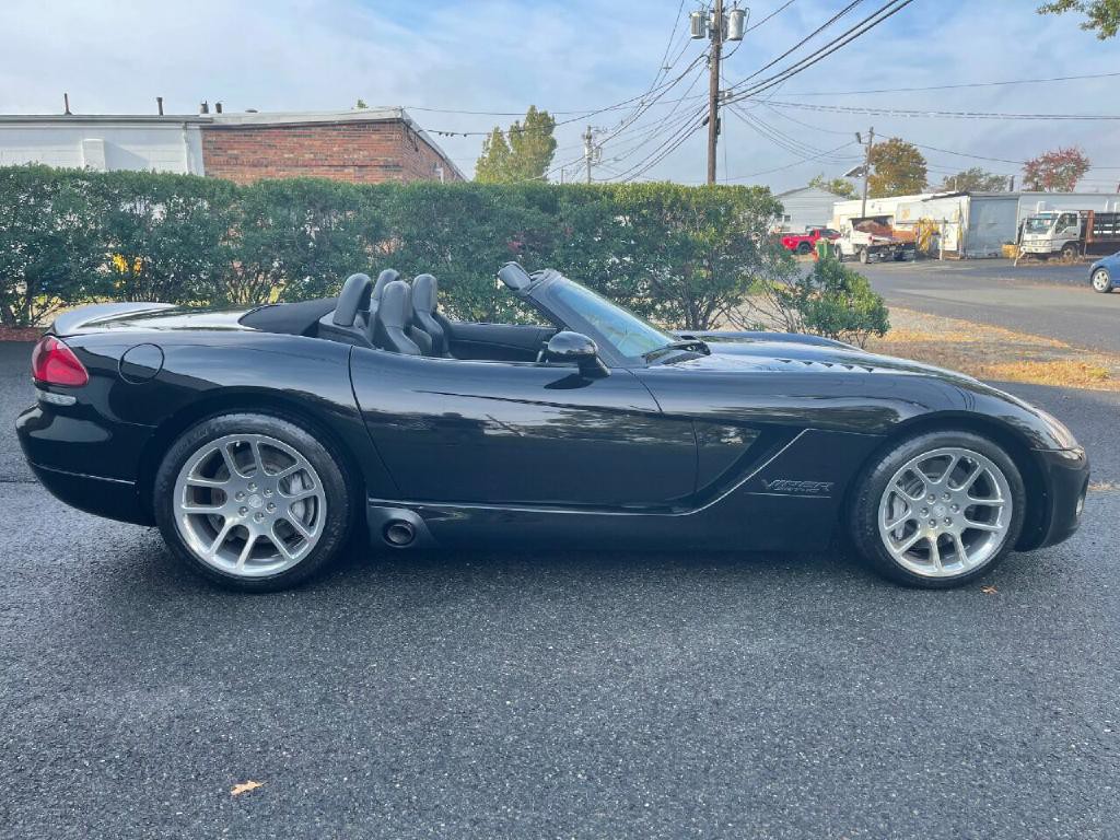 2003 Dodge Viper Image 19