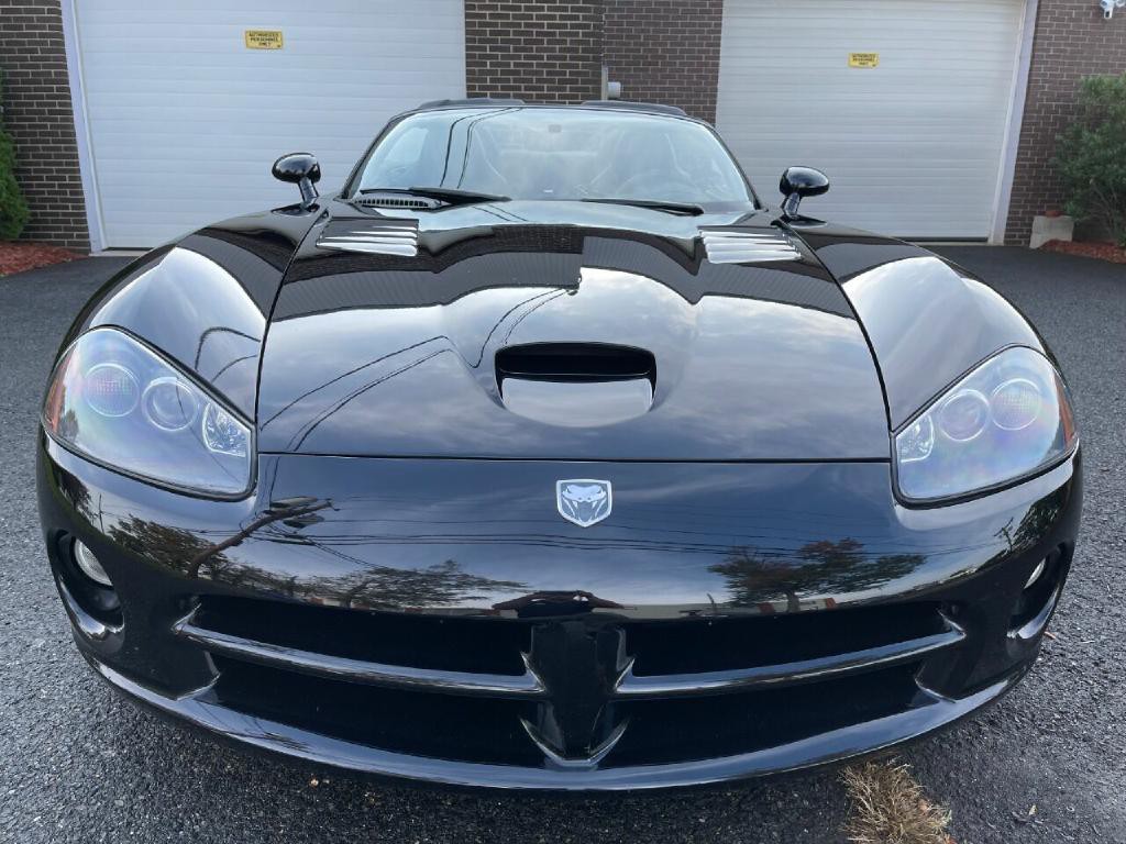 2003 Dodge Viper Image 25