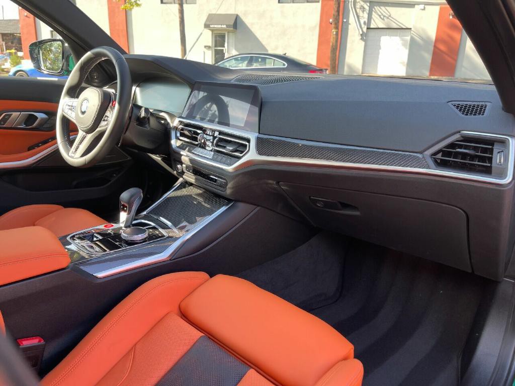2021 BMW M3 Image 26