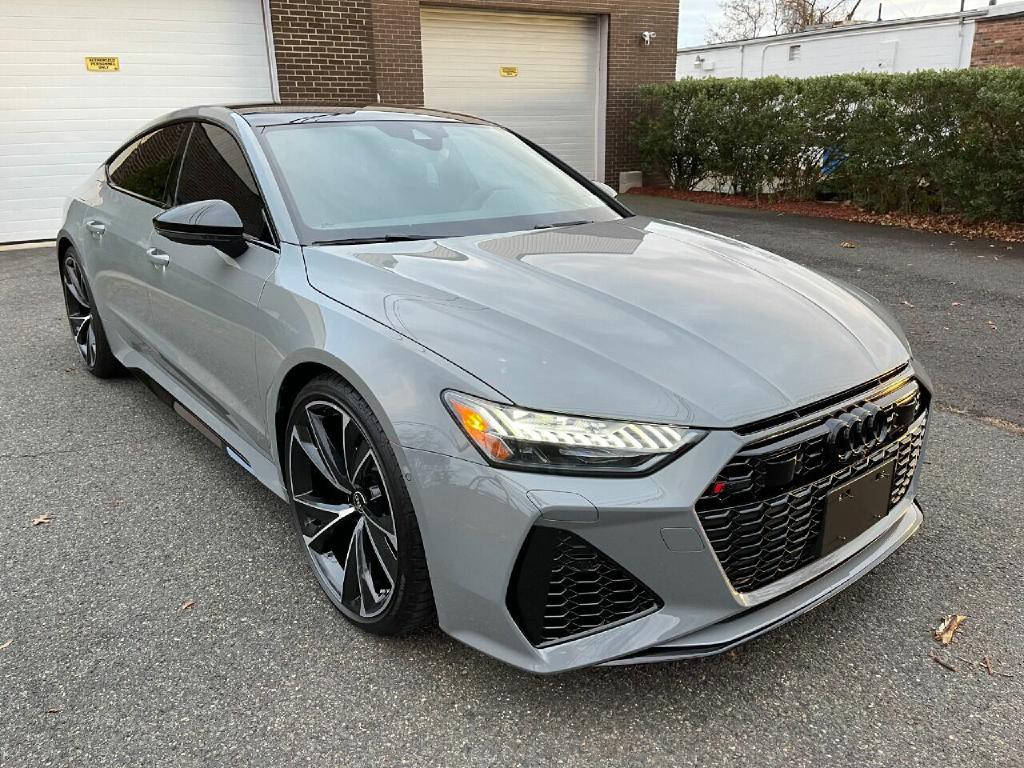 2022 Audi RS 7 Image 3