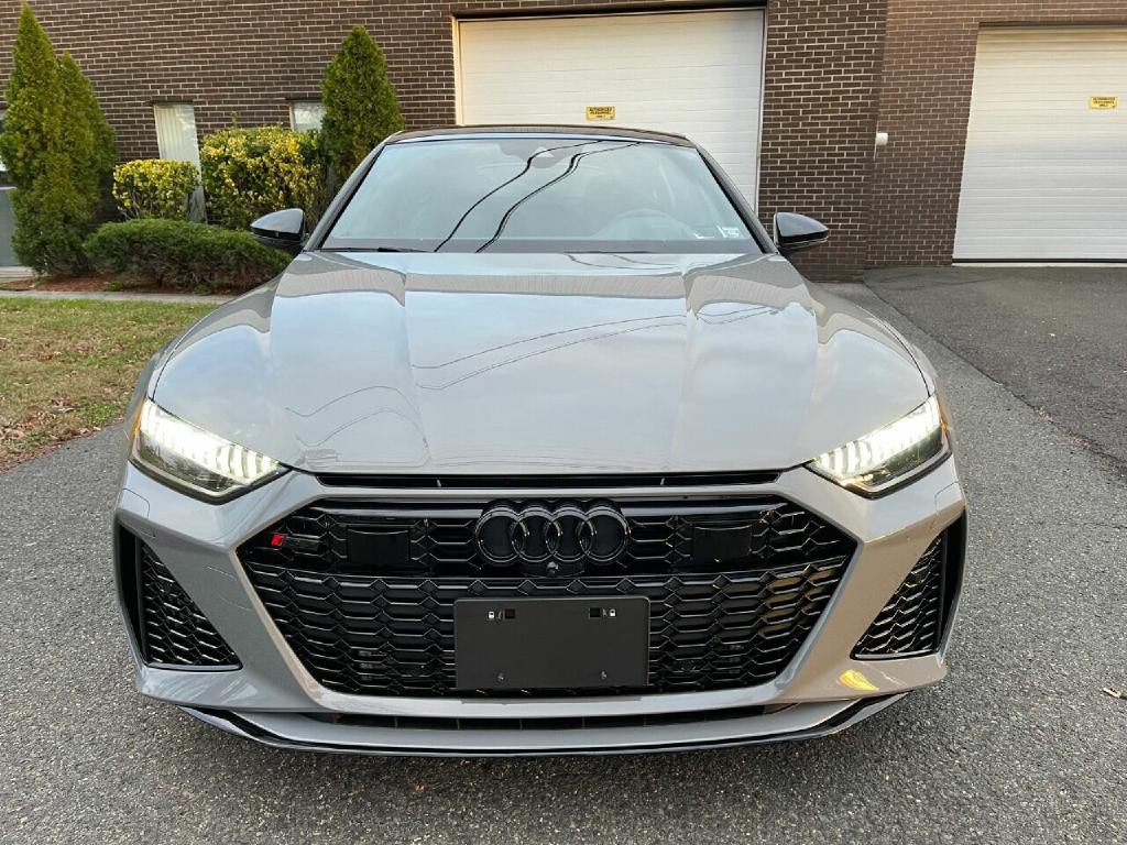 2022 Audi RS 7 Image 6