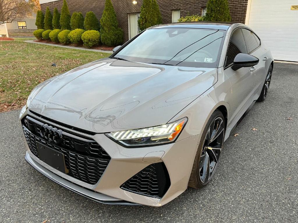 2022 Audi RS 7 Image 7