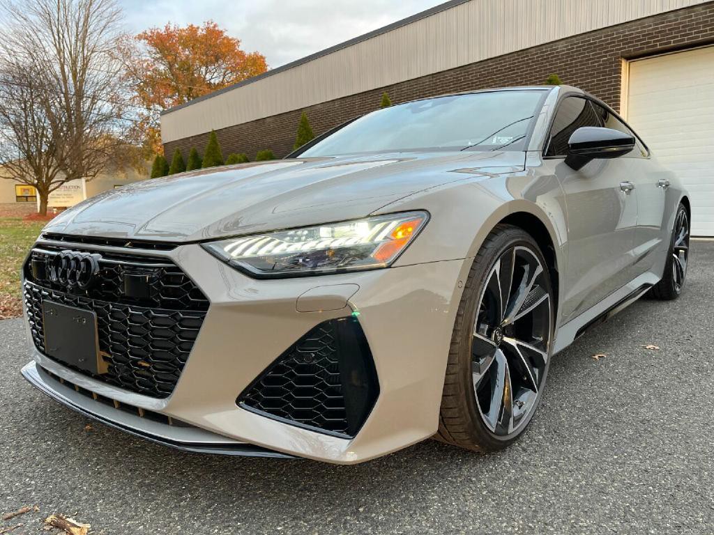 2022 Audi RS 7 Image 9