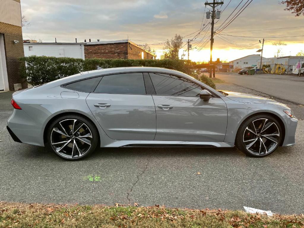 2022 Audi RS 7 Image 20