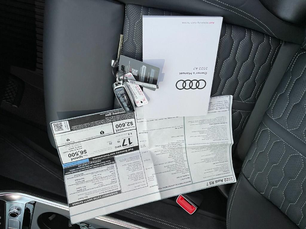 2022 Audi RS 7 Image 46