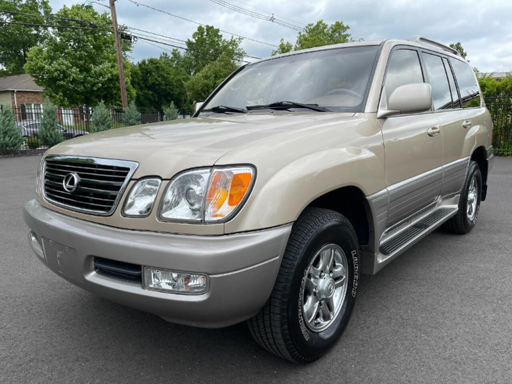 2001 Lexus LX 470 Image 7
