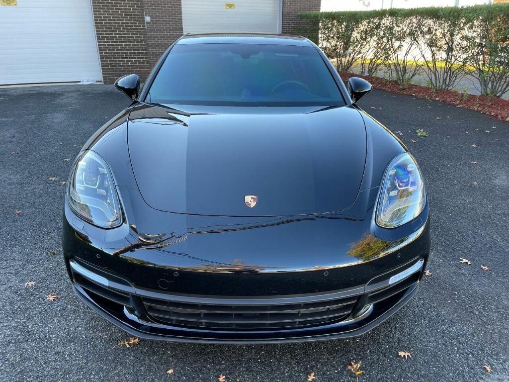 2018 Porsche Panamera Image 4