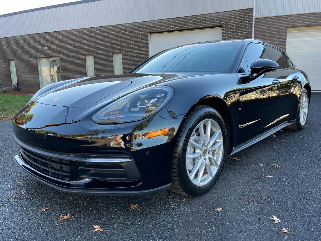 2018 Porsche Panamera Image 8