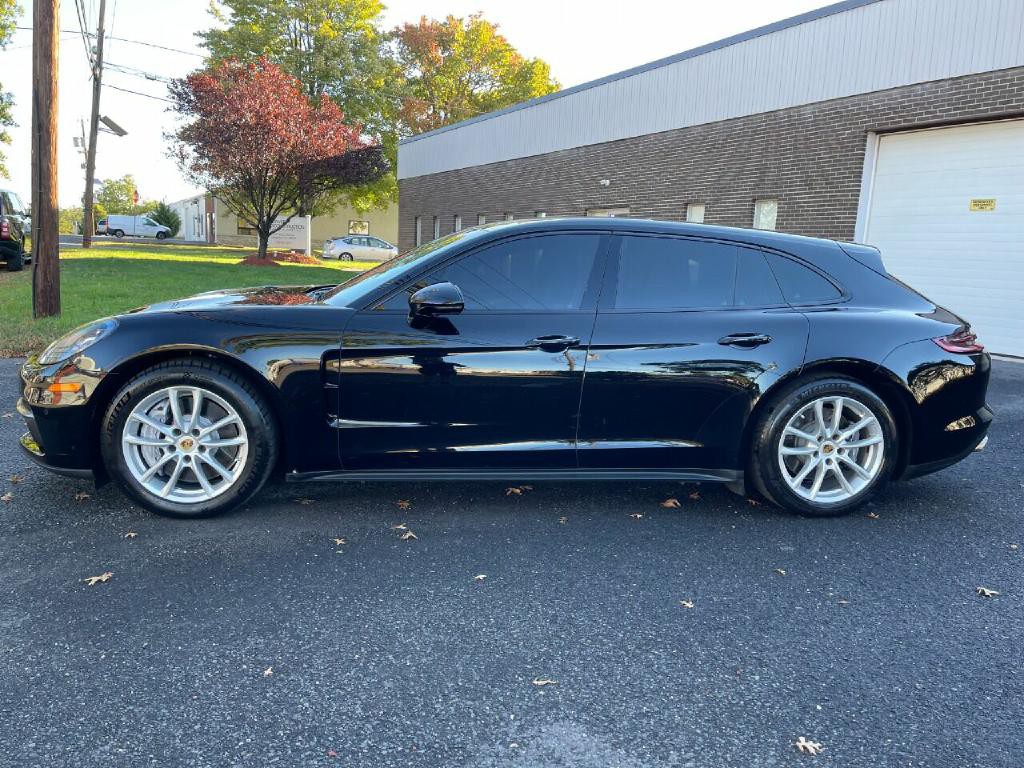 2018 Porsche Panamera Image 10