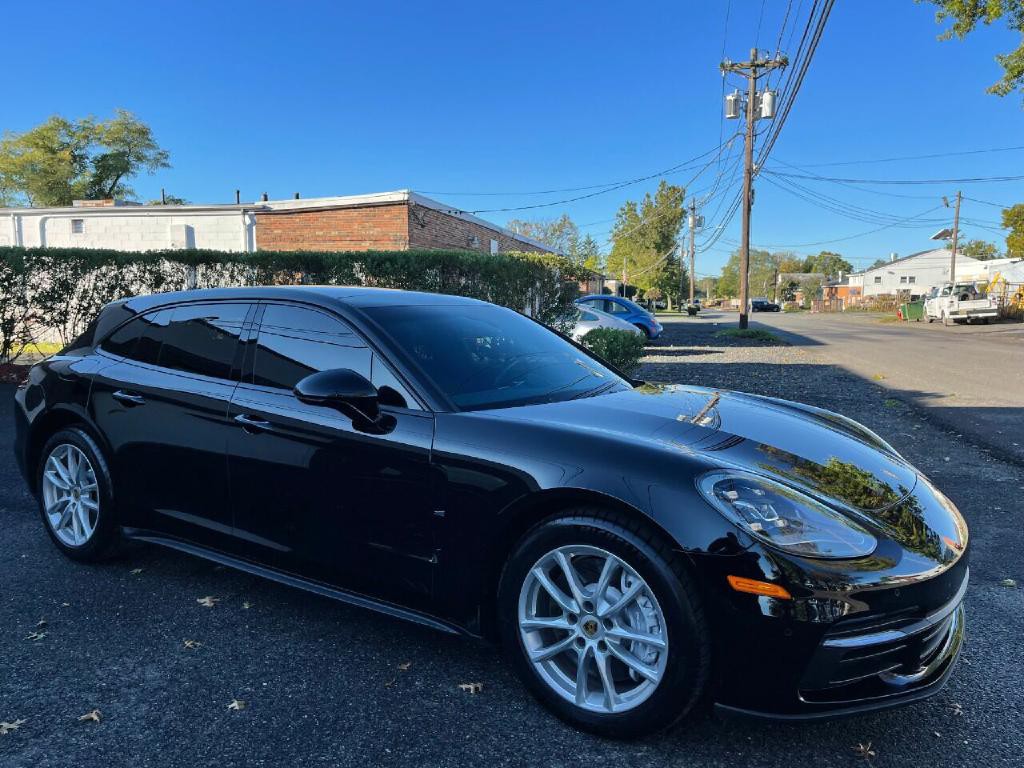 2018 Porsche Panamera Image 41