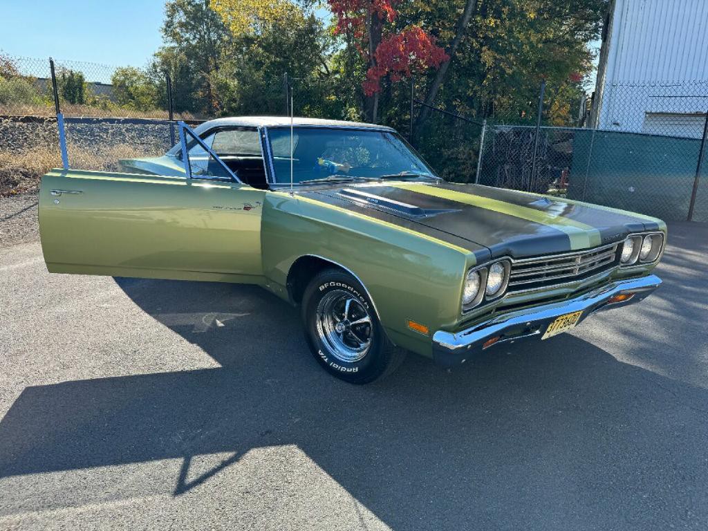 1969 Plymouth Roadrunner Image 2