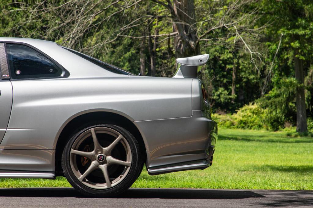 1999 Nissan GT-R Image 7