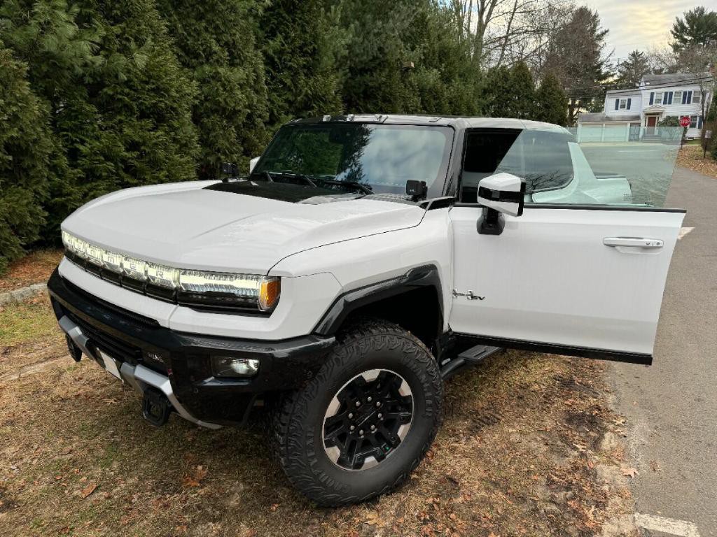 2022 GMC Hummer Ev Image 9