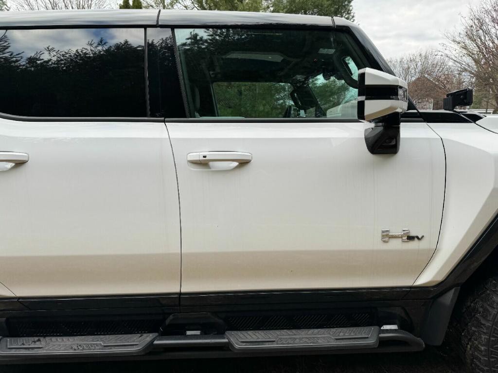2022 GMC Hummer Ev Image 22