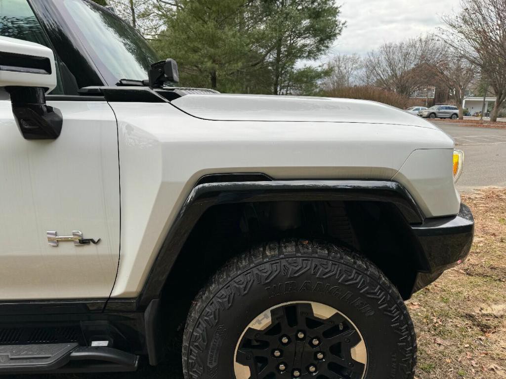 2022 GMC Hummer Ev Image 23