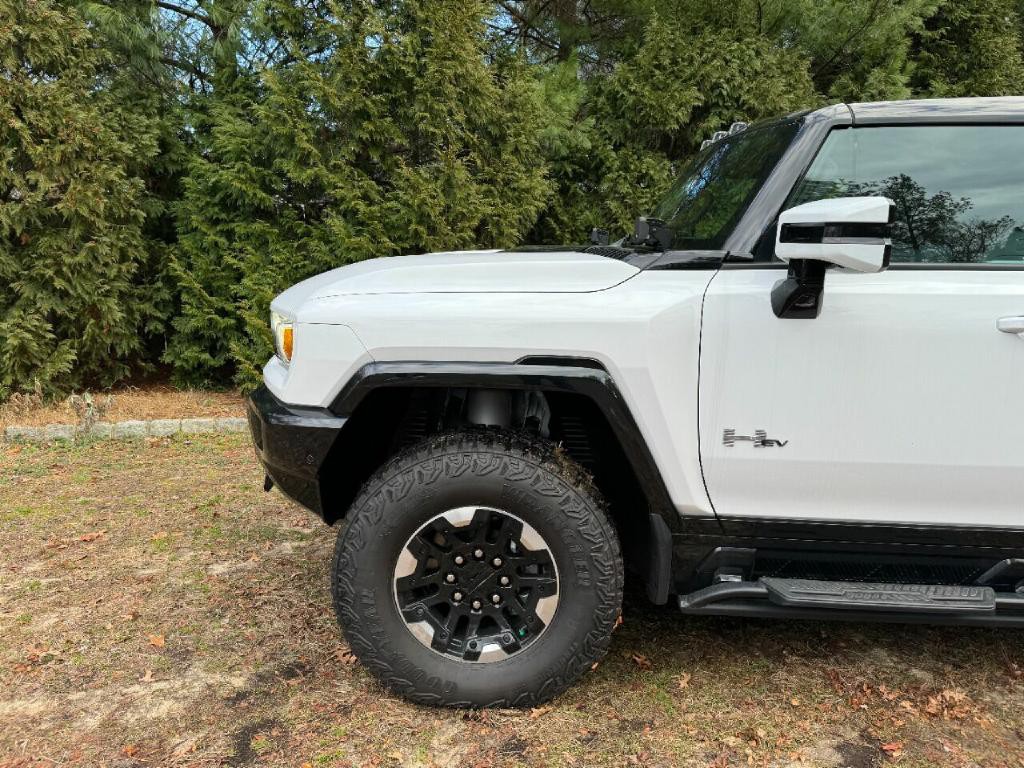 2022 GMC Hummer Ev Image 35