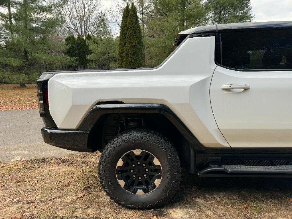 2022 GMC Hummer Ev Image 42