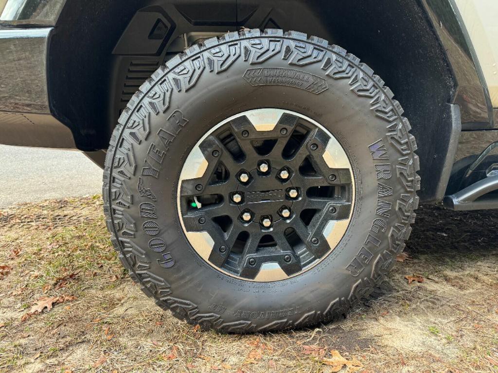 2022 GMC Hummer Ev Image 54