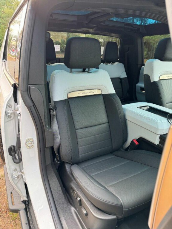2022 GMC Hummer Ev Image 58