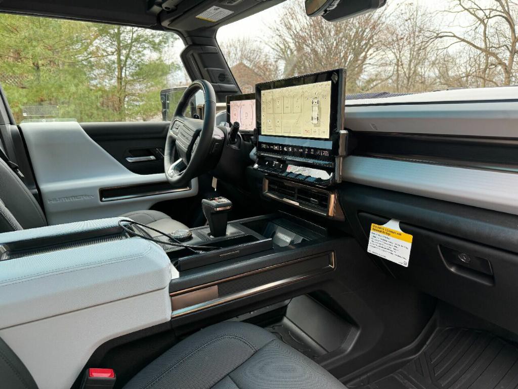 2022 GMC Hummer Ev Image 59