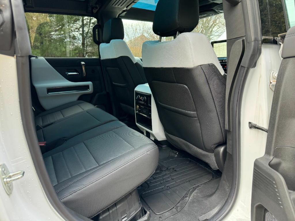 2022 GMC Hummer Ev Image 81