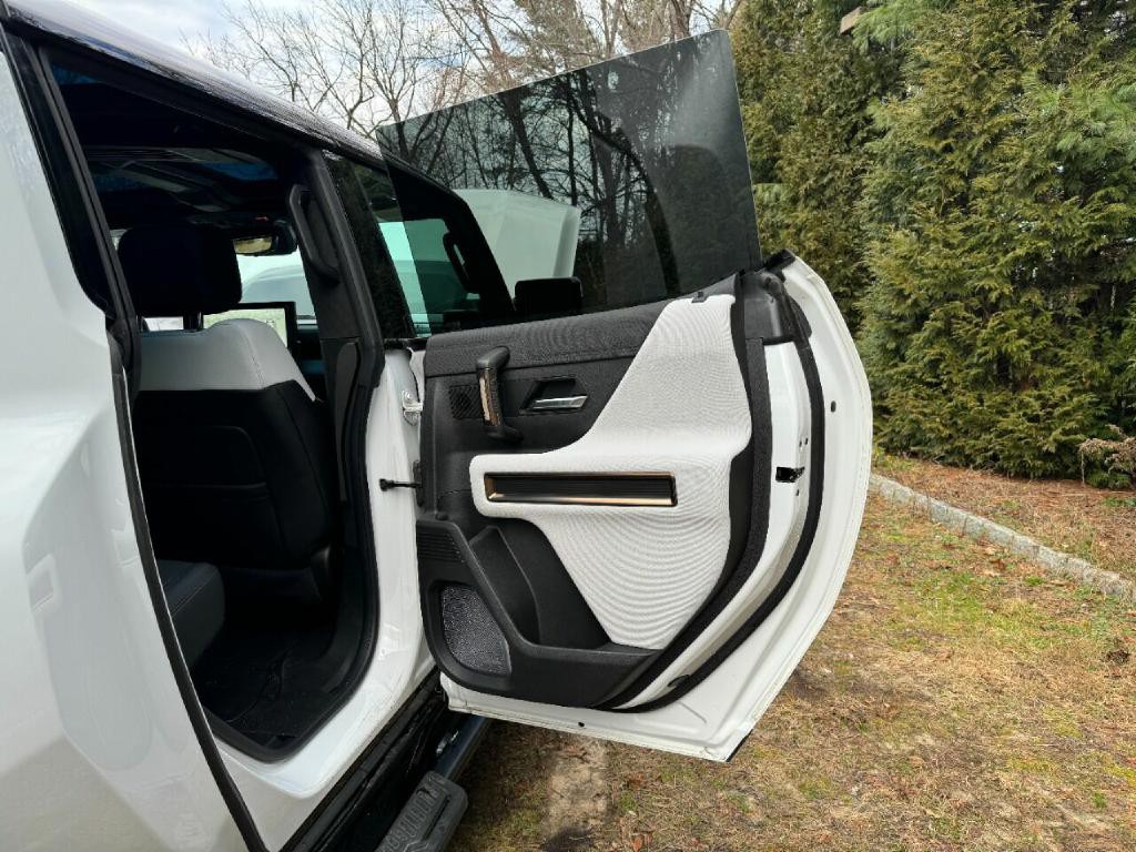 2022 GMC Hummer Ev Image 82
