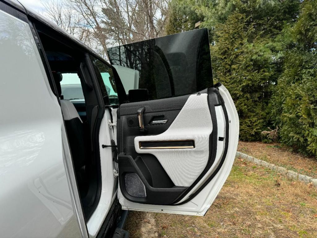 2022 GMC Hummer Ev Image 86