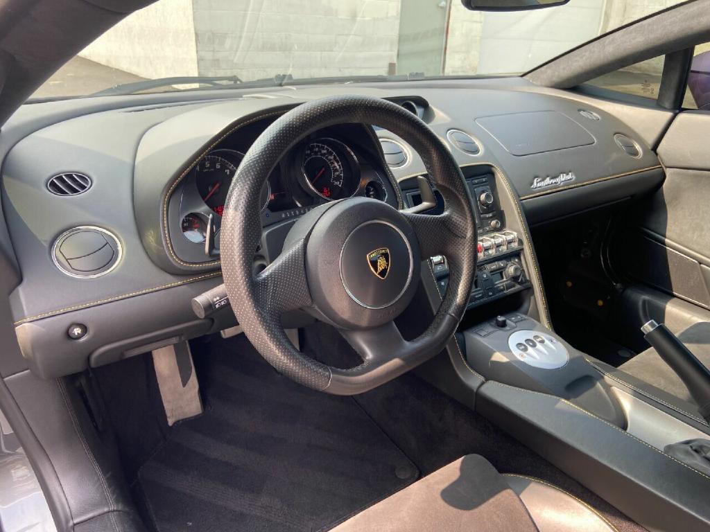 2013 Lamborghini Gallardo Image 51